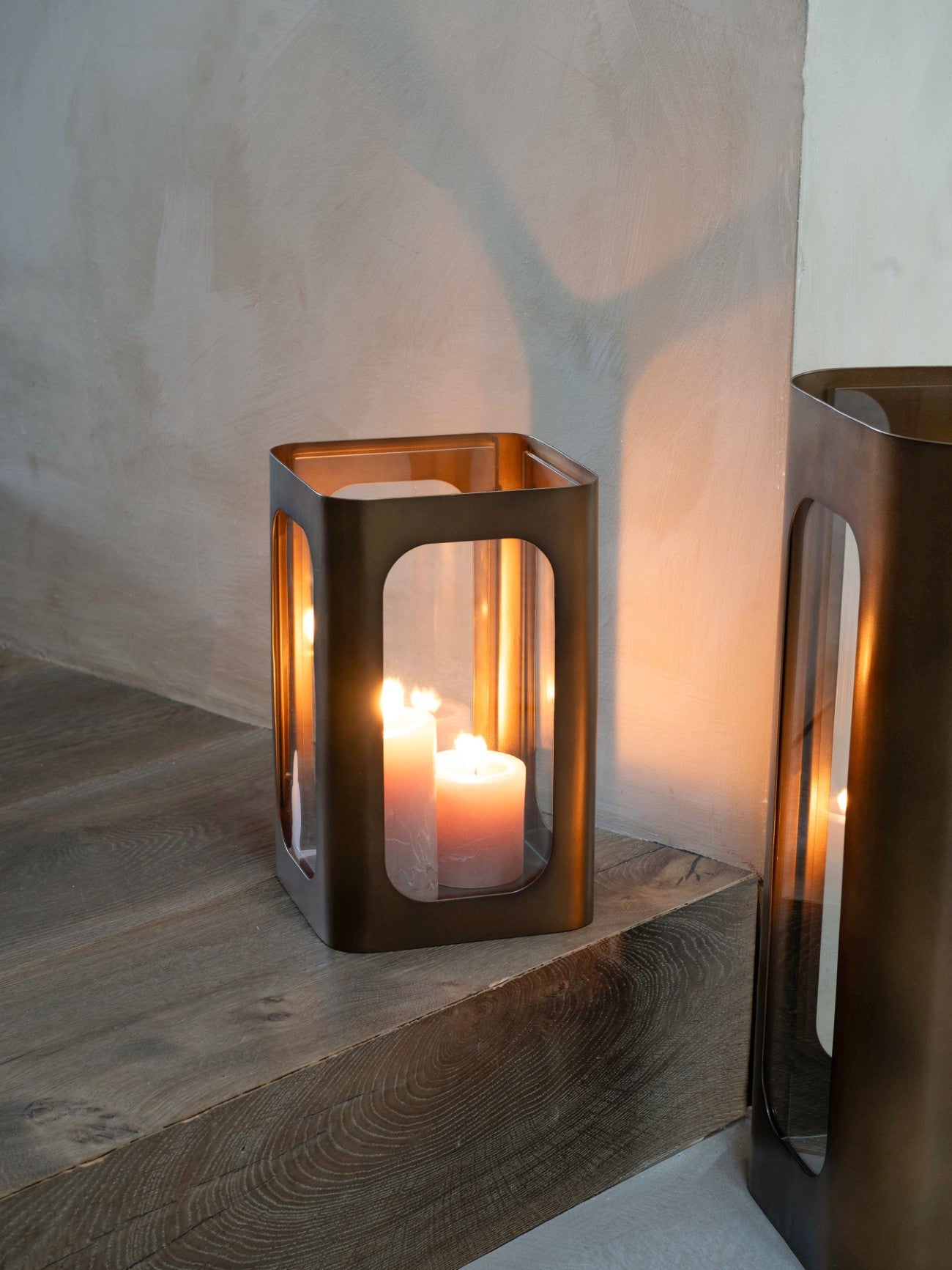 Thorpe Metal and Glass Hurricane Small 28cm